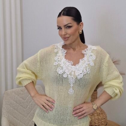 Μπλούζα με ελαφριά πλέξη κίτρινη